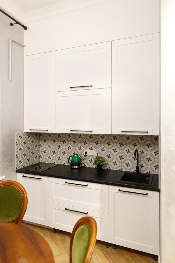 Apartament Центр Львова Вул Личаківська 5 Площа Ринок 2 Кімнати Ізольовані Zewnętrze zdjęcie